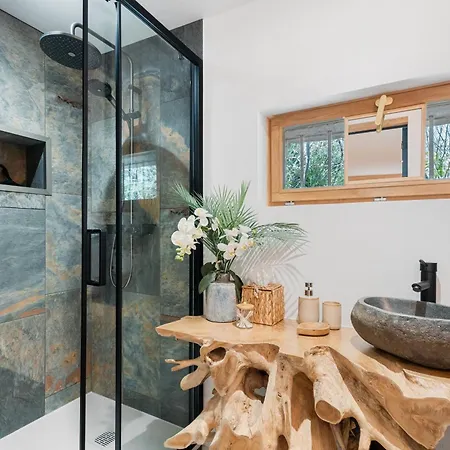 Samadhi - Avec Jardin Et *